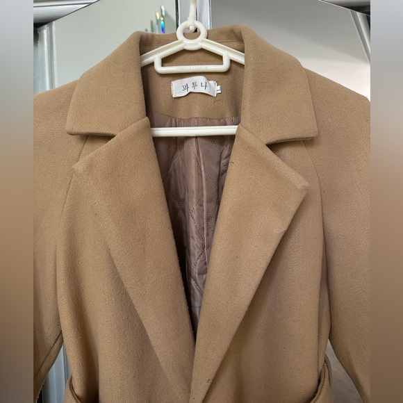 Stylish Tan Belted Coat - Picture 2 of 5